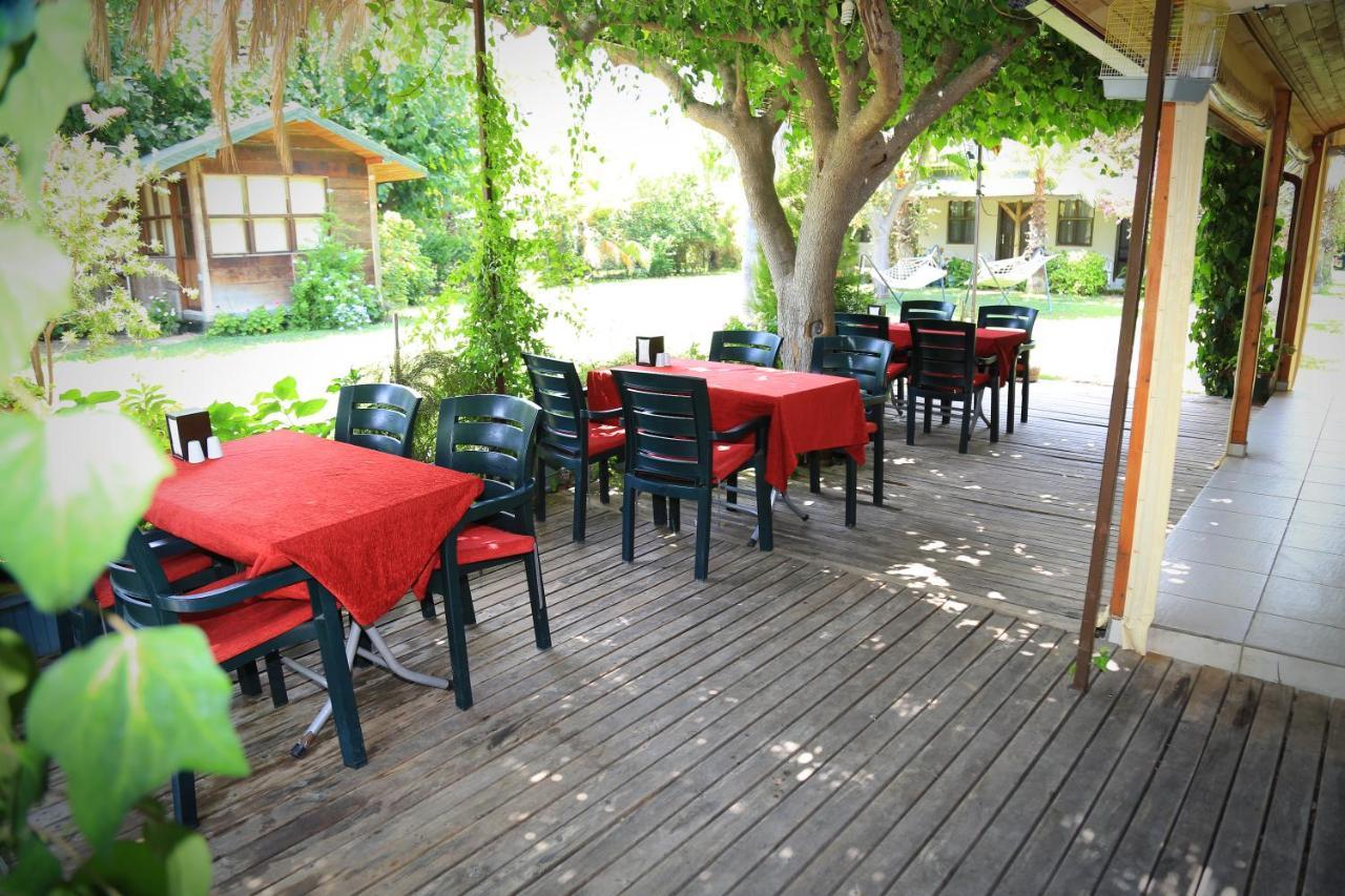 Tunays Pansiyon Bed & Breakfast Cirali Bagian luar foto