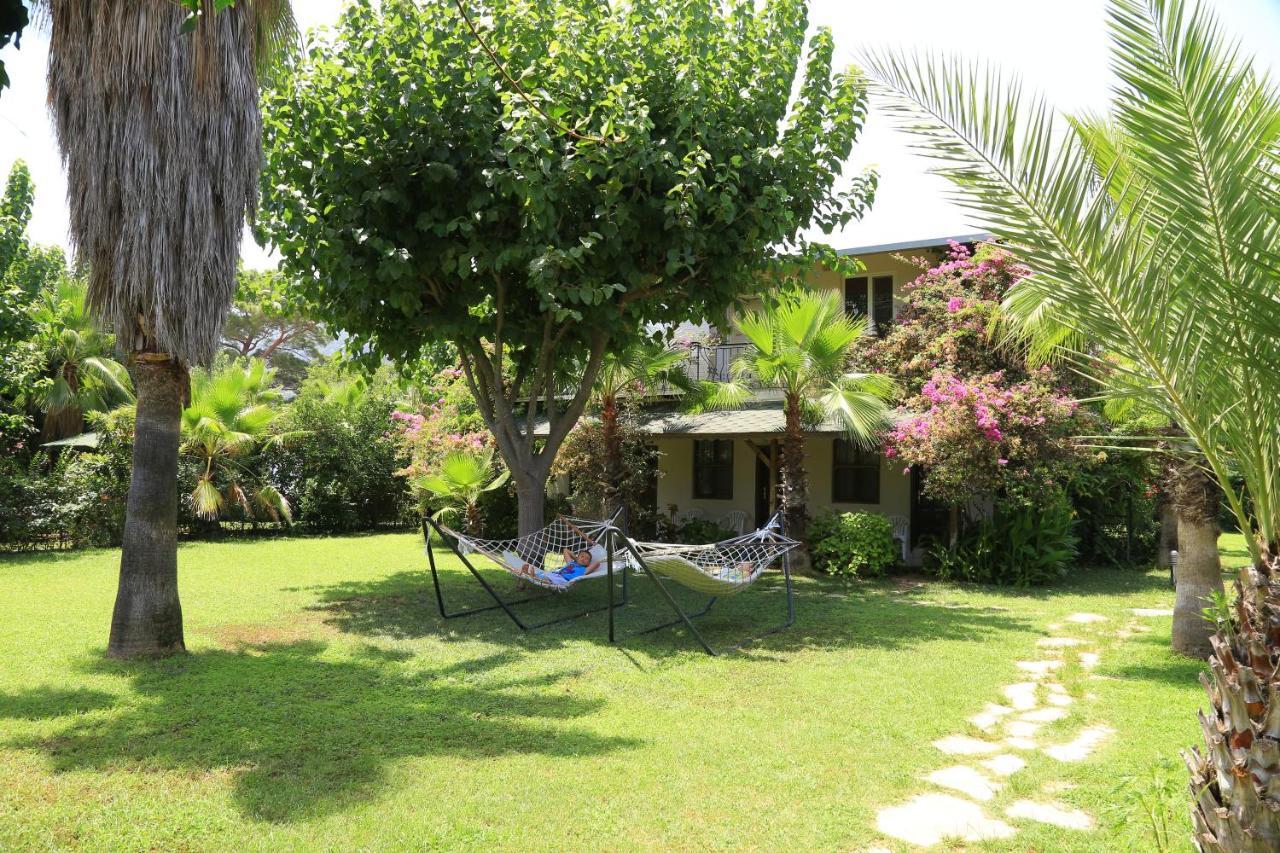 Tunays Pansiyon Bed & Breakfast Cirali Bagian luar foto