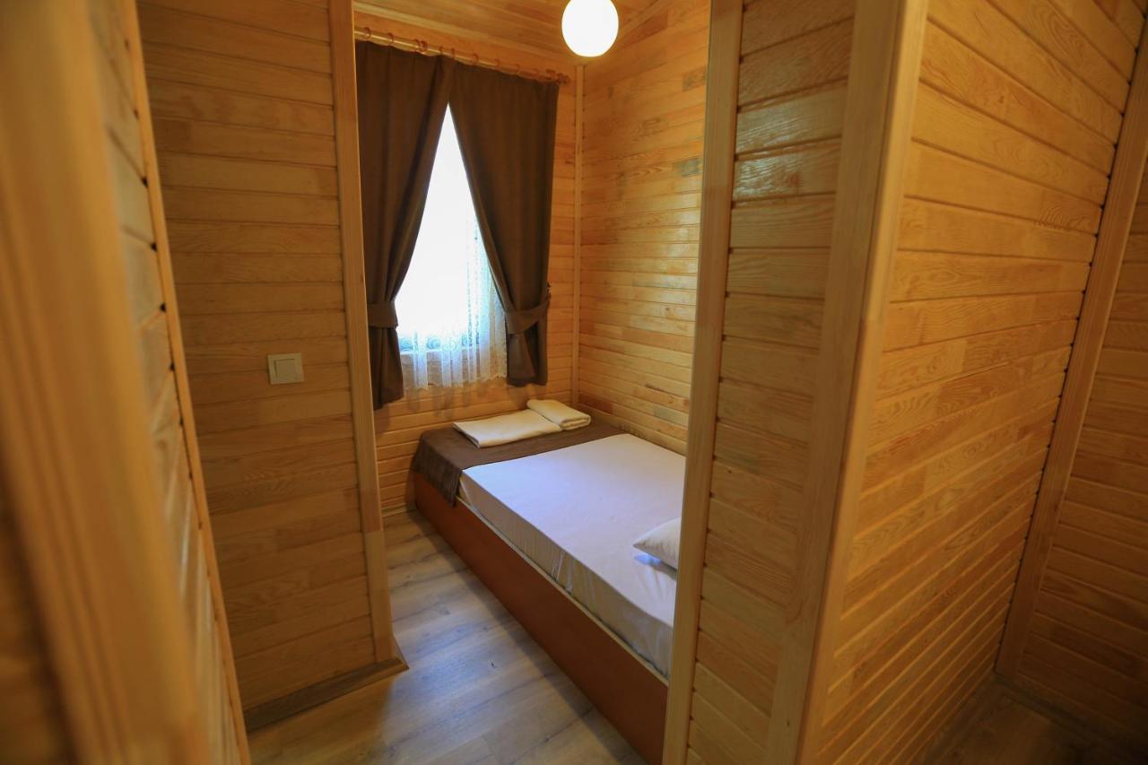 Tunays Pansiyon Bed & Breakfast Cirali Bagian luar foto